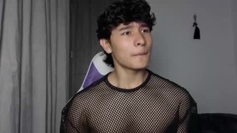 Noah online show from November 23, 4:51 pm