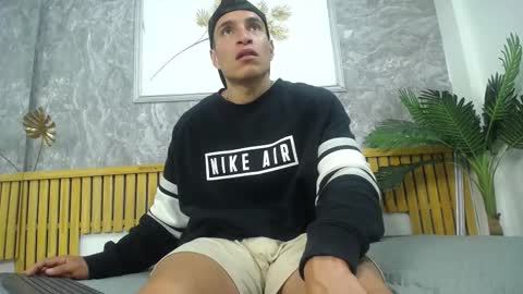 JACK PERGURTSON online show from December 4, 10:44 am