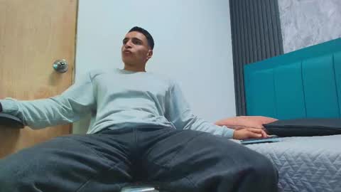 JACK PERGURTSON online show from January 5, 5:27 pm