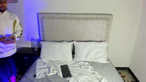 Jack White online show from February 18, 3:21 am