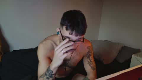 Snapshot of jackdesfeux chatting on February 1, 9:51 pm Jack  online show from February 1, 9:51 pm