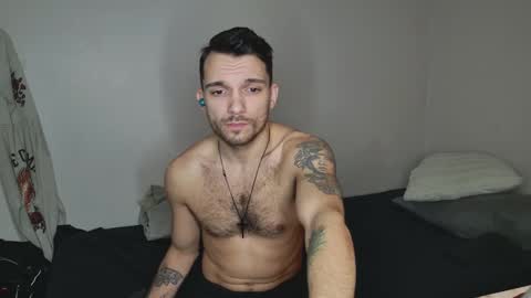 Snapshot of jackdesfeux chatting on February 14, 9:03 am Jack  online show from February 14, 9:03 am