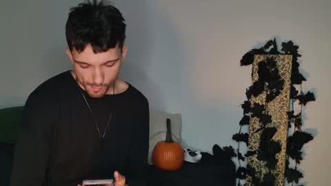 Snapshot of jackdesfeux chatting on October 11, 7:23 am Jack  online show from October 11, 7:23 am