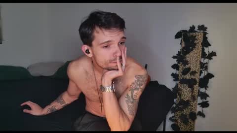 Snapshot of jackdesfeux chatting on October 4, 1:43 am Jack  online show from October 4, 1:43 am