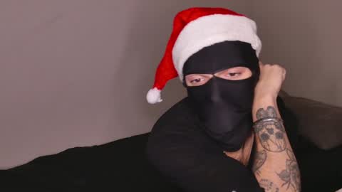 Snapshot of jackdesfeux chatting on December 23, 10:01 pm Jack  online show from December 23, 10:01 pm
