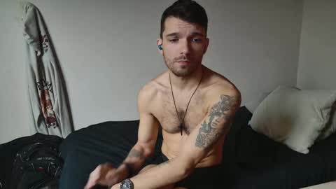 Snapshot of jackdesfeux chatting on February 24, 6:47 pm Jack  online show from February 24, 6:47 pm