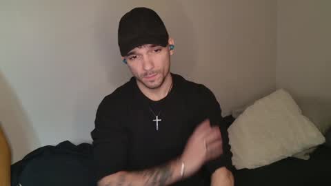 Snapshot of jackdesfeux chatting on December 28, 3:27 pm Jack  online show from December 28, 3:27 pm