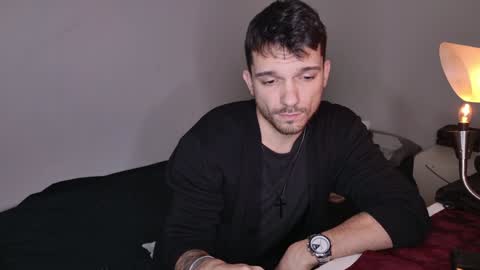 Snapshot of jackdesfeux chatting on December 17, 6:02 am Jack  online show from December 17, 6:02 am