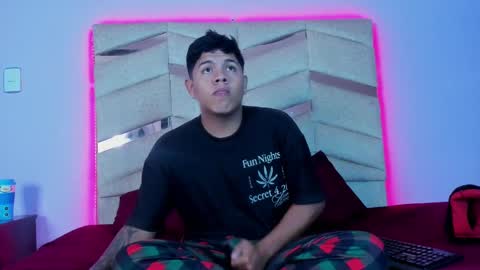 Jackson  online show from December 9, 7:57 pm