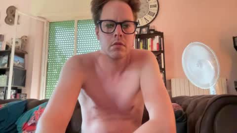 jackyxe online show from July 18, 5:57 am