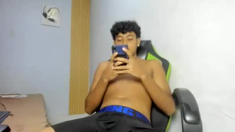 jacob_x21 online show from June 30, 8:54 pm