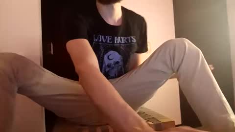 Robin will only be on weekends if you want to see Jacob follow Dante DM online show from November 13, 8:02 pm