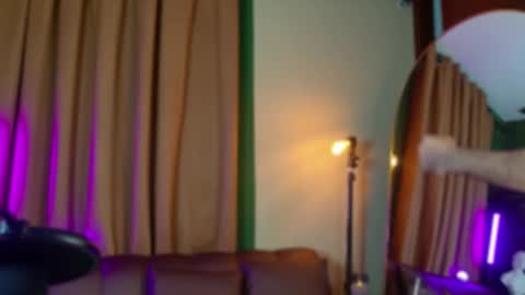 Jaden Feynman online show from November 13, 5:01 am