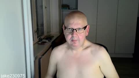 Jake2309 online show from November 3, 7:26 pm