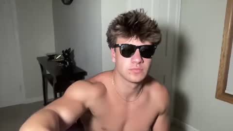 jake_brick online show from May 15, 1:25 am