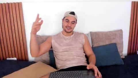 Jake  online show from December 19, 3:47 am