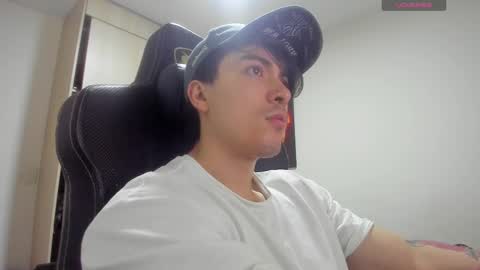 jake_murphy online show from February 13, 5:26 am