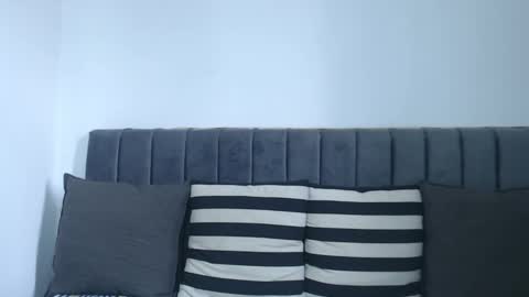 Hi guys im new 3 online show from January 11, 4:55 pm