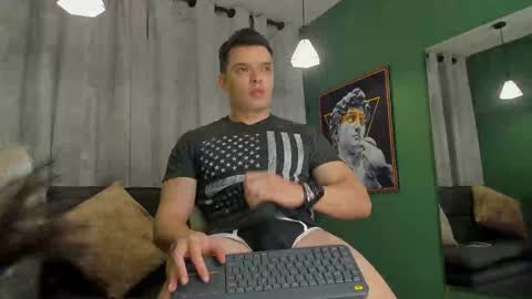 Snapshot of jakee_tyler chatting on January 11, 12:12 am Jake Tyler online show from January 11, 12:12 am
