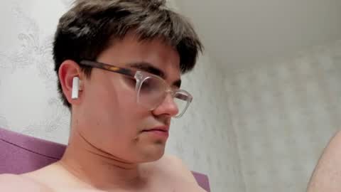 Hey there Im Jame online show from July 28, 7:04 pm