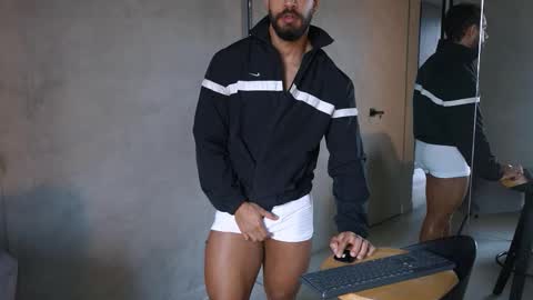 James Axel online show from November 8, 1:47 pm