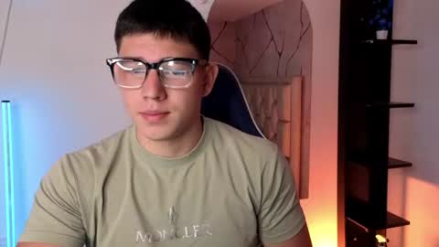 james_cr online show from July 28, 12:48 pm