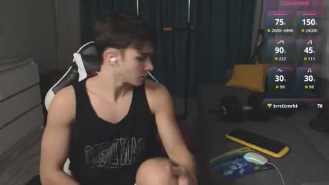 James online show from November 15, 10:34 pm