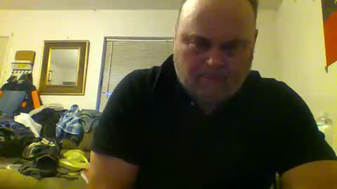 Hey online show from December 7, 11:12 pm