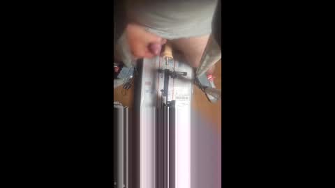 jamesshrout26 online show from April 26, 5:05 am