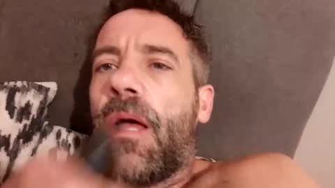 jamie198307 online show from September 8, 9:25 pm