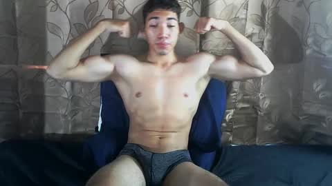 Jamithindependent model online show from February 27, 1:23 pm