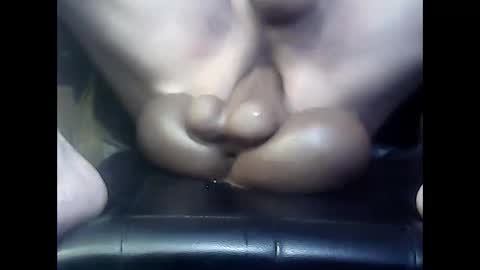 Snapshot of janedough598905 chatting on December 18, 9:14 am janedough598905 online show from December 18, 9:14 am