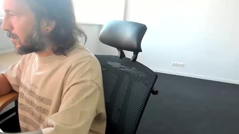 Jan Jerkoff public online show from January 12, 8:18 am