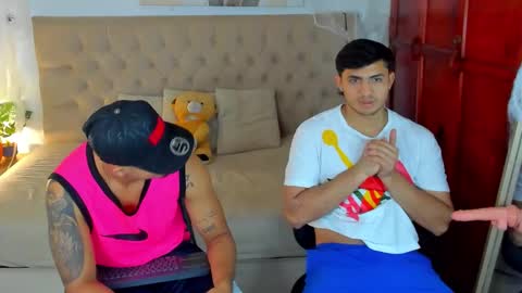 janomar01 online show from November 5, 6:54 pm