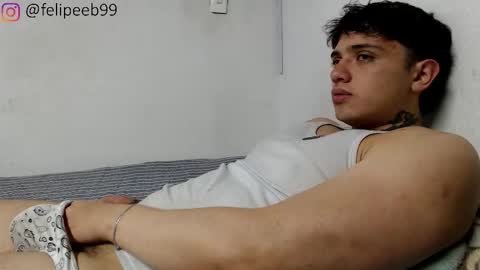 Jareth online show from December 14, 4:41 am