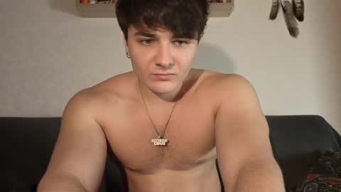 jastinpet online show from September 18, 7:49 pm