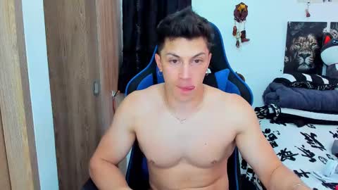 Javier online show from February 12, 7:35 pm