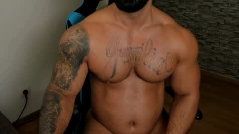 JaxonHunk online show from February 1, 9:46 pm