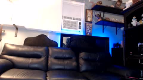 jax online show from October 27, 2:14 am