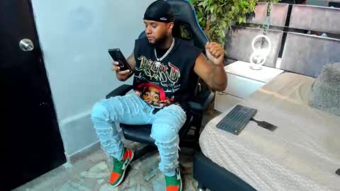 jay jhonson online show from February 7, 1:35 am