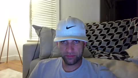 jaybee8112 online show from July 26, 9:28 am