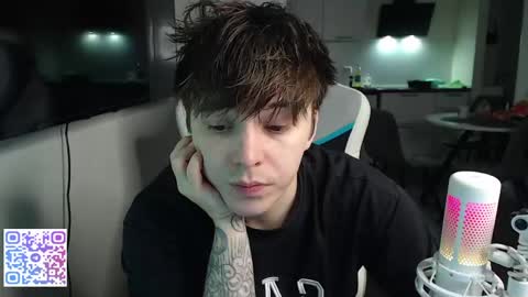 Jayce online show from April 6, 11:22 am