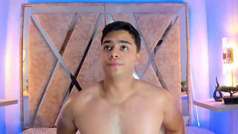jayd_muscle online show from November 22, 5:40 am