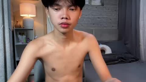 jayson_cumxx online show from June 24, 8:00 pm