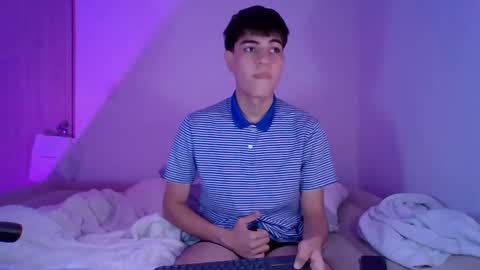 jaythomax online show from December 28, 8:25 pm