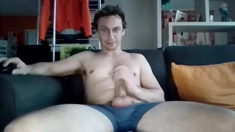 jbcascadess online show from February 14, 5:19 pm