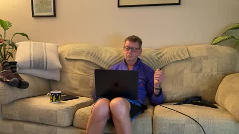 Jon online show from February 7, 5:40 pm