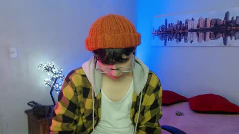 jeam_hot online show from December 9, 10:05 pm