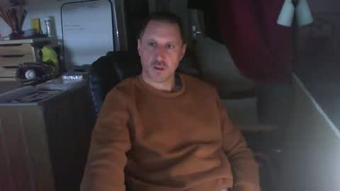 Snapshot of jef74700 chatting on February 20, 5:44 am Jrme online show from February 20, 5:44 am