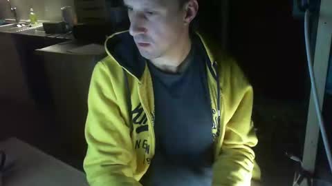 Snapshot of jef74700 chatting on December 8, 4:04 am Jrme online show from December 8, 4:04 am